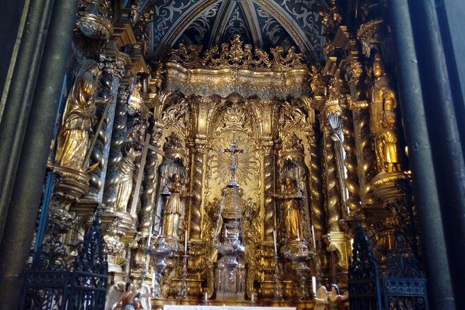 2-Hour Funchal City & Madeira Wine Experience - Pereira d’Oliveira: Wine Tasting Plus Bolo de Mel