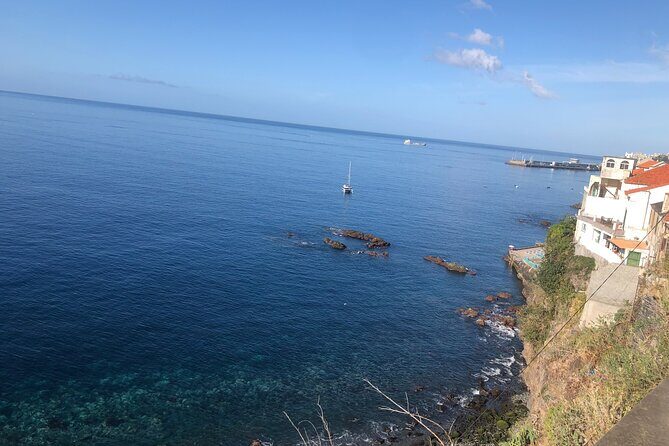 4 Hours Adventure Jeep Tour in Central Madeira Portugal - The guide experience: relaxed hosting with real local energy