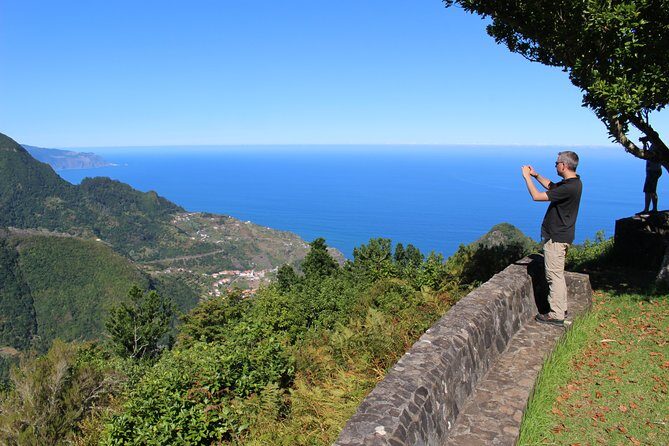 4x4 Full-Day Tour to Explore Portugal's Scents and Flavors - Ponta de São Lourenço Views: Where the Coast Turns Dramatic