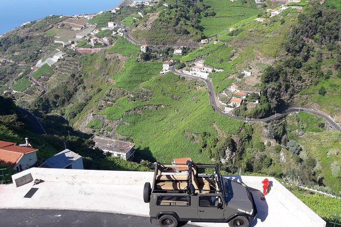 4x4 Safari Half day Poncha, Mountains, Vineyards and Cabo Girão Small group - The Flow of the Morning: Viewpoints, Then the Big Cliff Finale