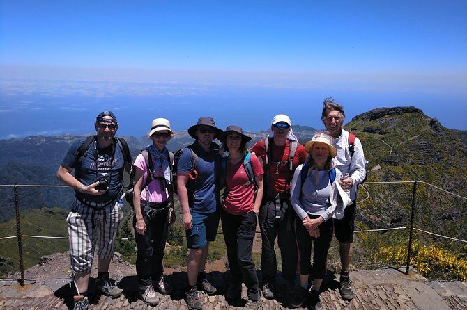 Achada do Teixeira to Pico Ruivo in Madeira (PR1.2) - Hiking Tour - Pico Ruivo summit: 360° views and the cloud-walking feeling