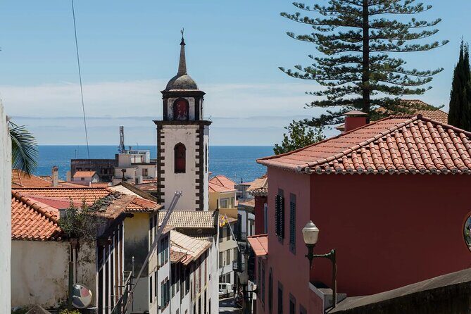 An Express tuk-tuk tour through Funchal Old Town - Barreirinha Bar Café finale: a quick drink, a snack, and a last view