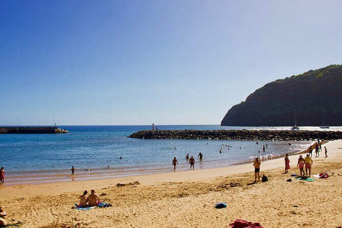 Arieiro Peak, Santana & Ponta São Lourenço in Open Roof 4X4 Tour - Pickup in central Funchal and what to bring