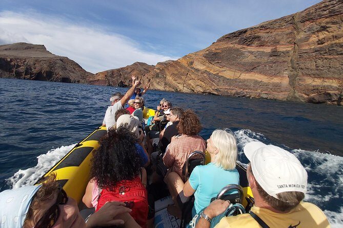 Basic Tour 1 - Shuttle (Quinta do Lorde to Cais do Sardinha) (one way) - Who should book this one-way shuttle?