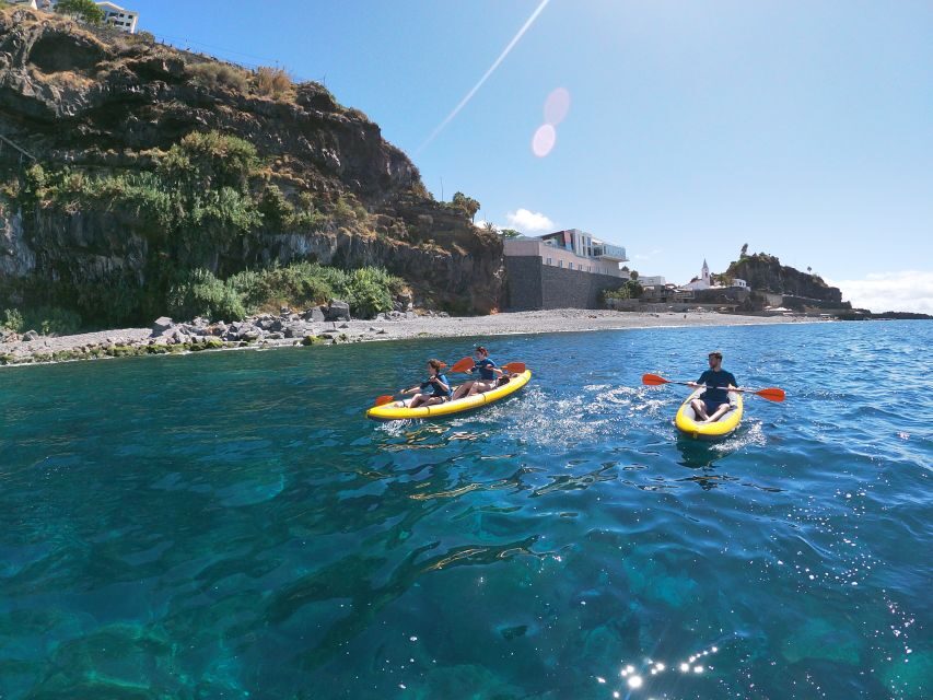 Câmara de Lobos: Private Guided Kayaking Tour in Madeira - Meet Roberto: The Guide Factor That Changes Everything