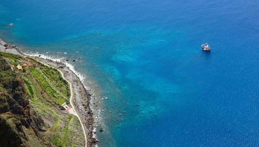 Câmara de Lobos/Sky Walk (Cabo Girão) : Private Tuk Tuk Tour - Getting out of Funchal fast, without losing the fun
