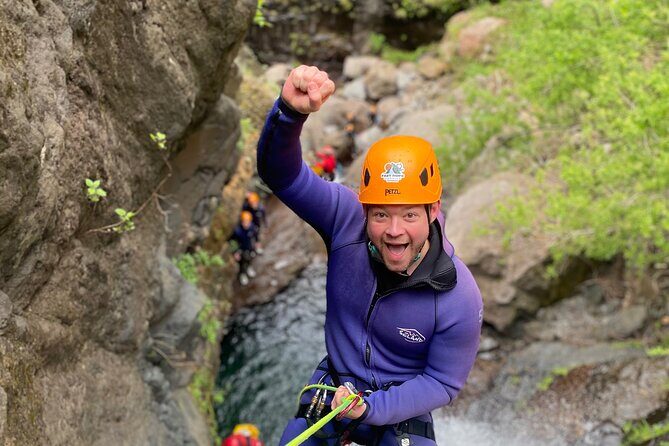 Canyoning in Madeira - Level 2 - 8:00 am start at CR7 Museum: the simple way to begin
