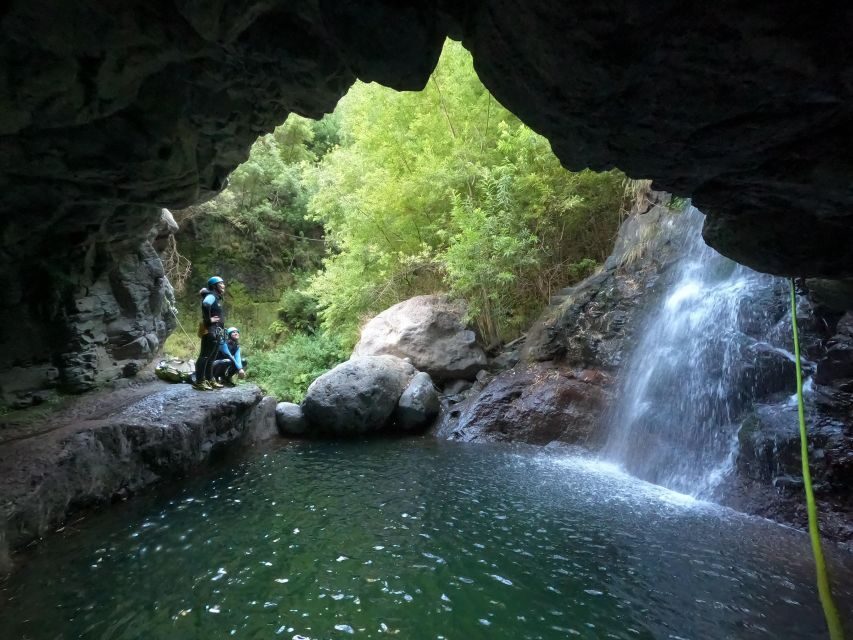 Canyoning Level 2 - Ribeira do Cidrão- Madeira Island - Curral das Freiras: the Madeira valley that became a natural shelter