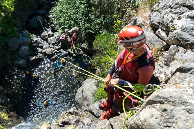 Canyoning Madeira - Private Tour - best experience for beginners - What makes it such a beginner-friendly tour