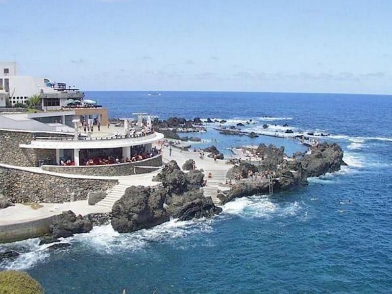 Discover Madeira: Full-Day Tour to Porto Moniz - Paul da Serra plateau: the cool, open break from coast views