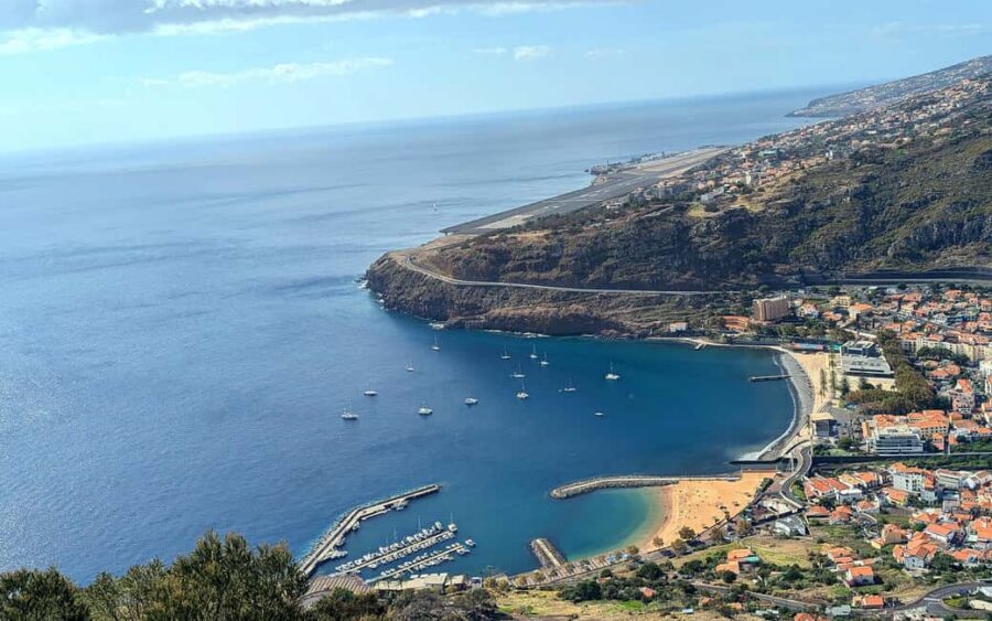 Discover Ponta de São Lourenço: Private Classic Jeep in 4h - Open-top Suzuki Vitara and pickup that matters