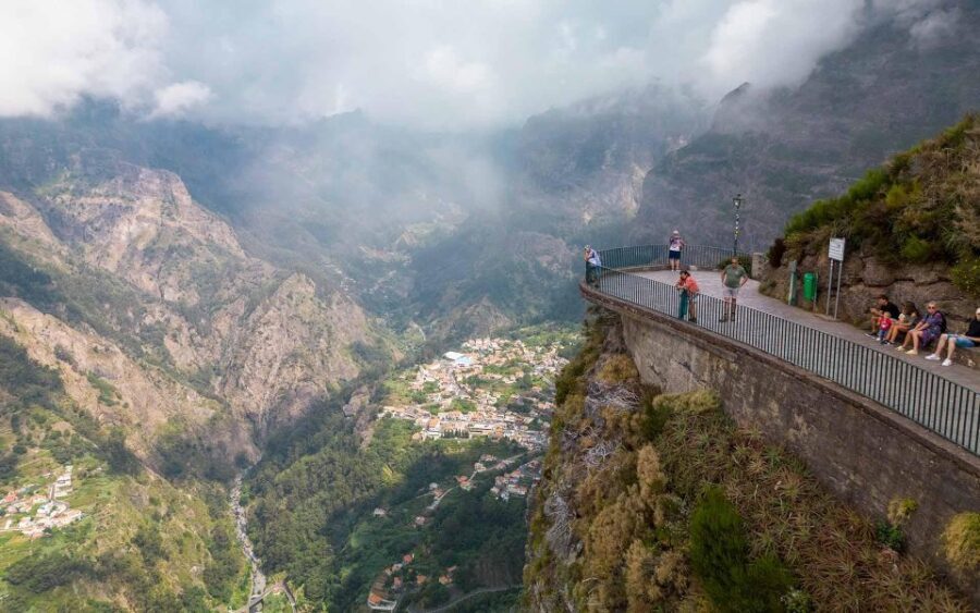Do Funchal - Nun's Valley Tuk Tuk Tour (2h30) - From Funchal Pickup to Mountain Views: How the 2.5 Hours Work