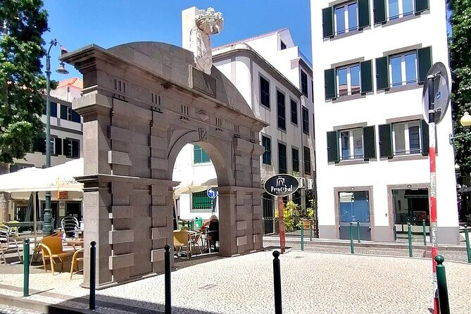 Downtown Funchal: A Self-Guided Audio Tour Through the Old City - A stop-by-stop walk from Zarco to Sé Cathedral