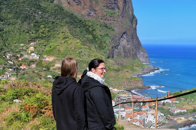 East 4x4 Santana & Peaks - Machico start: coffee, promenade, and Madeira’s early story