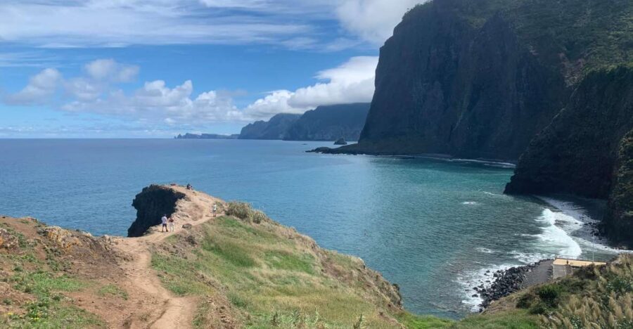 East Tour: Classic jeep tour to East Madeira - Santana - Ribeiro Frio Trout Reserve: A Break from Pure Panorama
