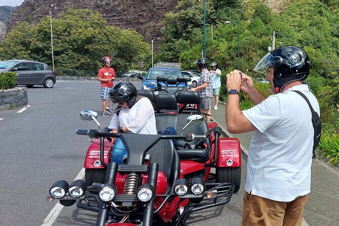 Experience Madeira Private Tour on a Trike - Stop 2: Câmara de Lobos Viewpoints and Tight Streets