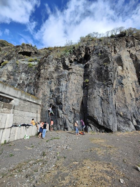 From Funchal: Guided Climbing Tour, with Pick-up - Snack Time + Watching Someone Try a New Route
