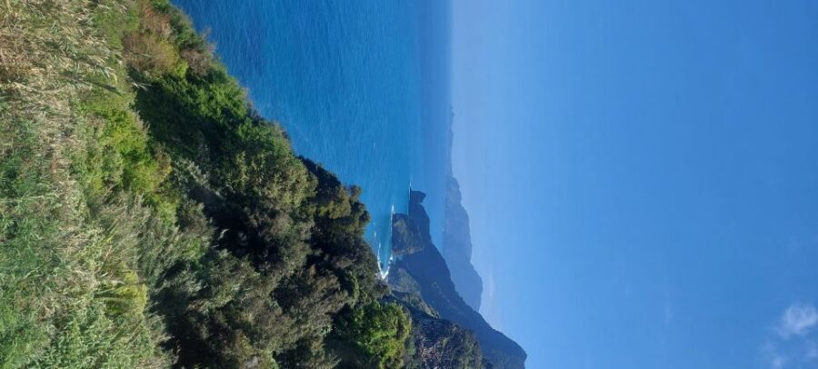 From Funchal: Pico Do Arieiro and Santana Full-Day 4x4 Tour - Pico do Arieiro at 1818 m: what you’re really paying for