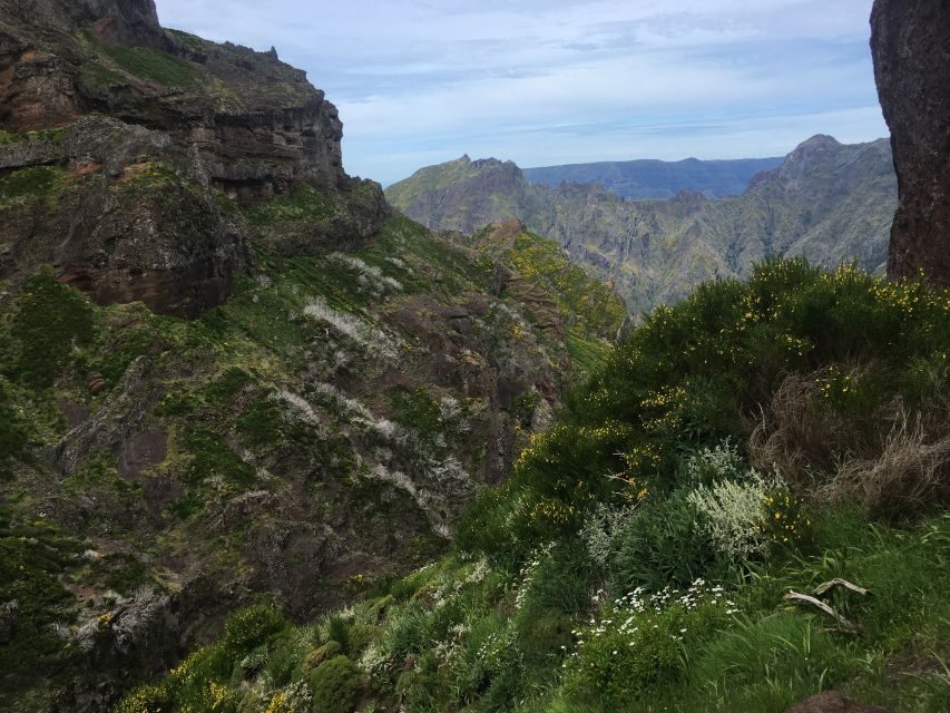 From Funchal: Santana and Pico do Areeiro East Island Tour - Key moments you will remember