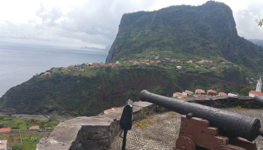 From Funchal: Santana and Pico do Areeiro East Island Tour - East Madeira in 8 hours: how the route actually plays