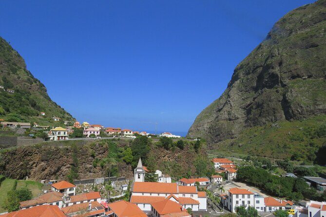 Full Day Tour in 4x4 Jeep to Porto Moniz and Fanal - Porto Moniz: natural swimming pools and the practical fee question