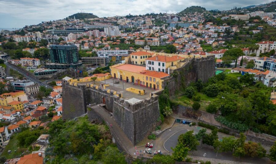 Funchal : 1 hour City Tour by Tuk-Tuk - The route in plain terms: what you’ll see and why it’s useful