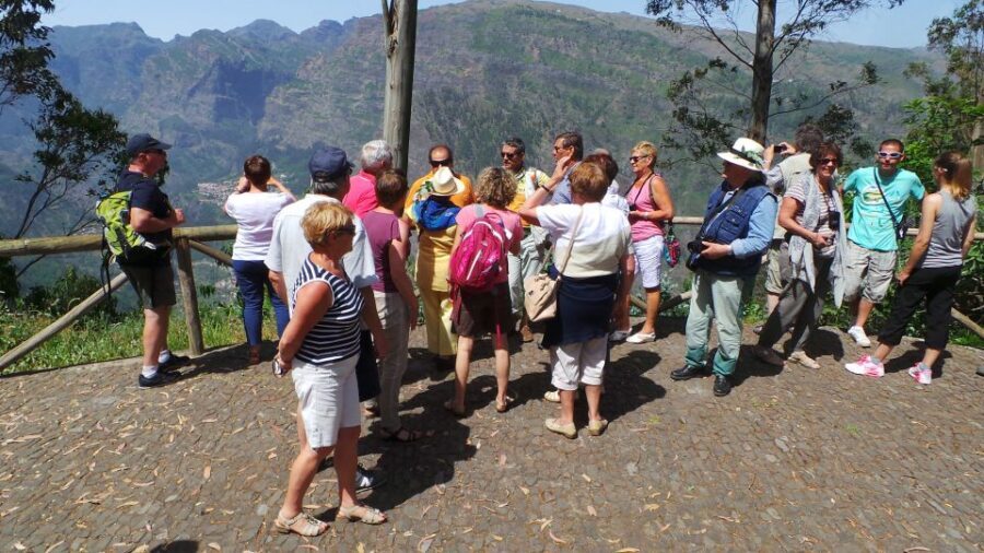 Funchal: Cabo Girão, Wines Tasting and Dolphins Watching - Cabo Girão glass floor: the height you can feel