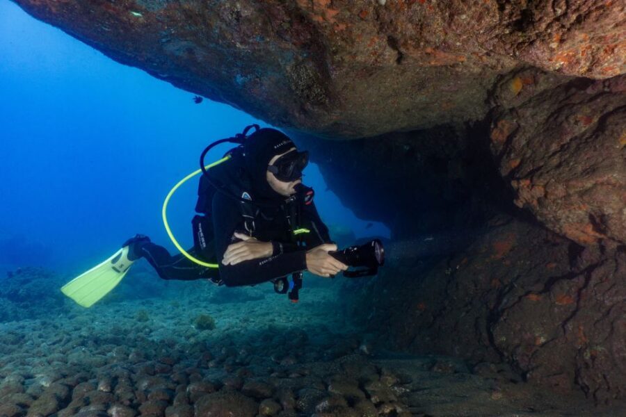 Funchal: Certified Scuba Diving, Guided Tour - Booking checklist: what to bring so the day is smooth