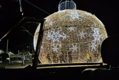 Funchal: Christmas Lights Sightseeing Night Tour - Your 75-Minute Route: Sea Front, Old Town Landmarks, and Holiday Squares