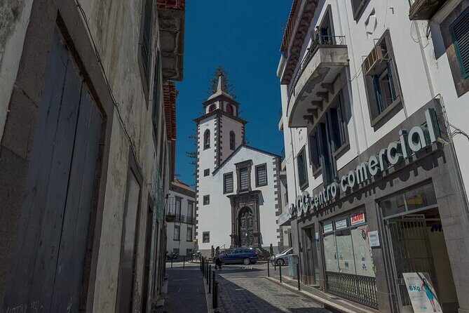 Funchal Epic Private Tuk-Tuk Tour - Mercado dos Lavradores: Taste the Everyday Side of Madeira