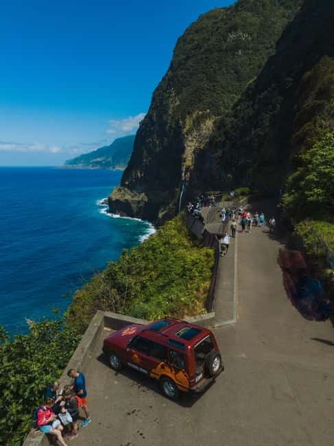 Funchal: Full-day Off-road Tour in West Madeira with Pickup - Véu da Noiva and west-coast waterfalls: 100 meters of drama