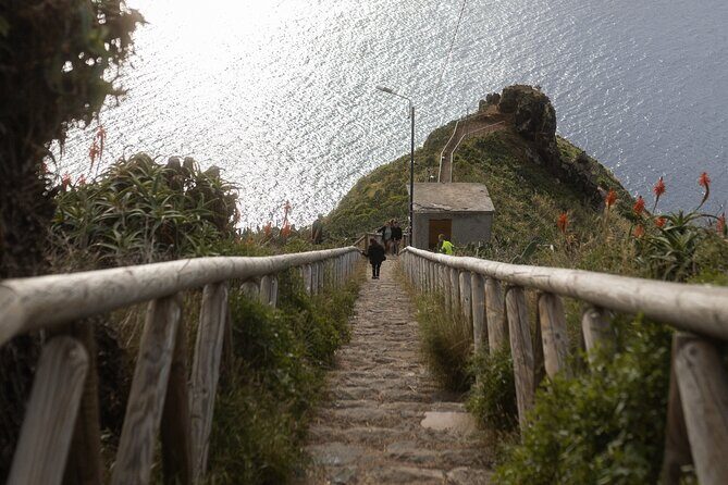 Funchal highlights 5h Private Tour in Madeira - Cabo Girão Skywalk: The 580-Metre Glass Platform (Budget for the Fee)