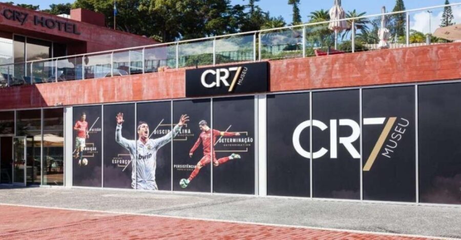 Funchal: Old Town Tuk Tuk Tour with Drop-Off at CR7 Museum - Why a 90-Minute Tuk Tuk Tour Works So Well in Funchal