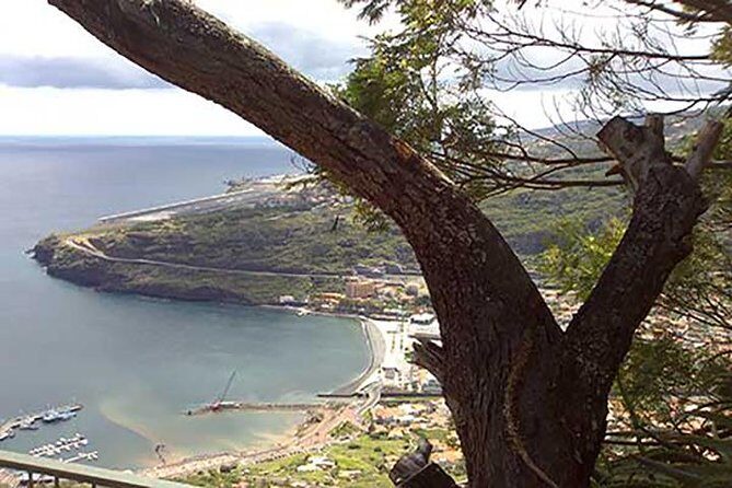 Funchal : Sunday Market - South East Tour - Machico Bay: the island’s early arrivals and the pirate-beacon idea