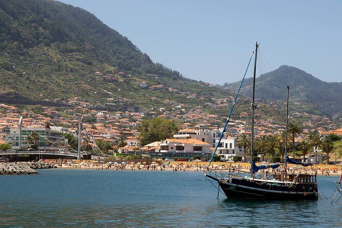 Go East Tour - Madeira Island Excursion - Ribeiro Frio: Laurelwoods and Trout Farm in a Short Break