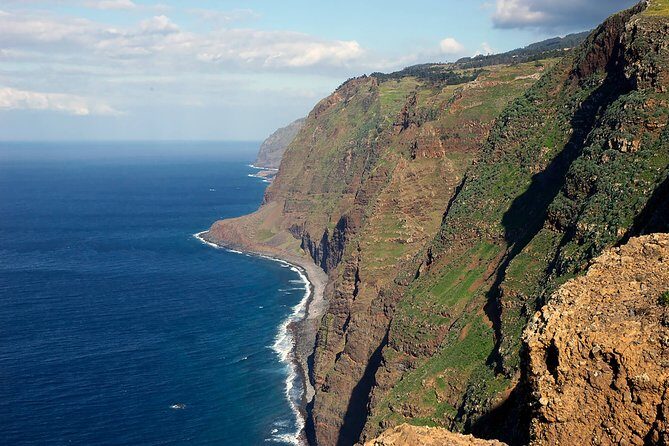 Go South Tour - Madeira Island Excursion - Madalena do Mar banana plantation stop: when the scenery changes