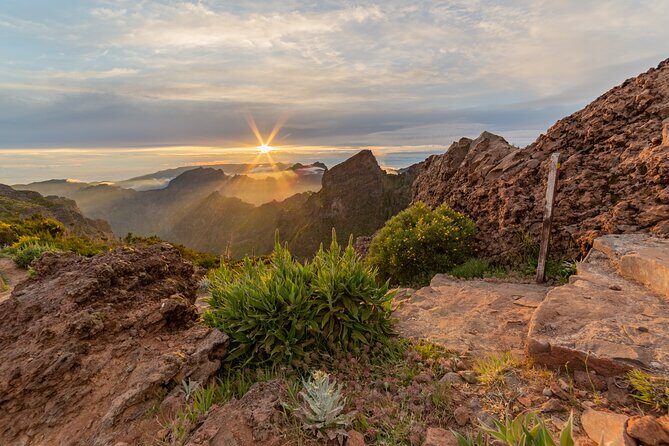 Heavens Tour: Sunset & Stargazing in Madeira - How the timing works: 4 to 5 hours, two moods, one island