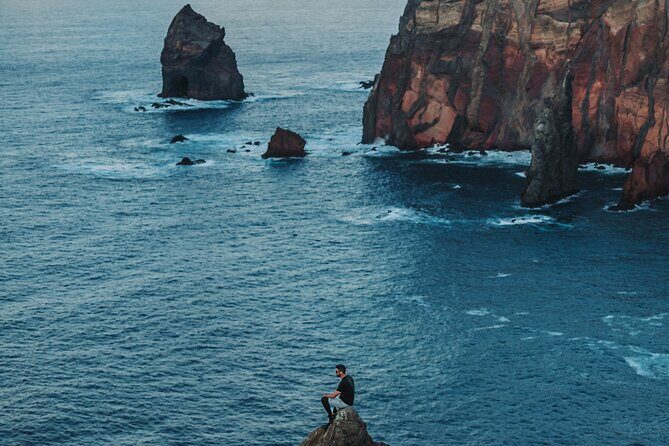 Jeep Tour to East ( Pico Arieiro, Santana, Faial, Caniçal) - Stop 5: Ponta de São Lourenço for Walk, Views, and Souvenirs