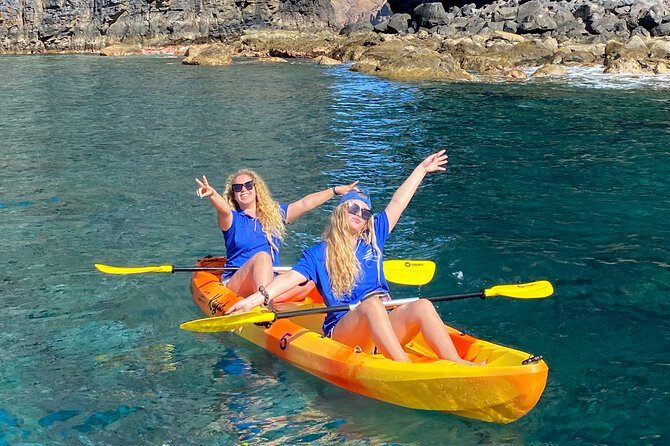 Kayak Experience @ Ponta de São Lourenço - On the Water: Exploring Ponta de São Lourenço at Your Own Pace