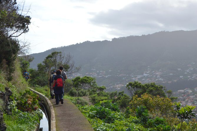 Levada da Referta - Castelejo - The guide makes the hike: clear directions and real personality