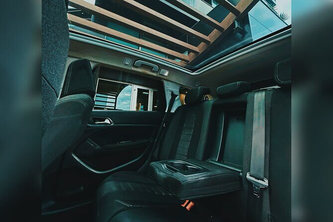 Madeira Airport Transfer Anywhere in Funchal from Funchal Airport - Flight Delays, Driver Waiting, and Schedule Changes
