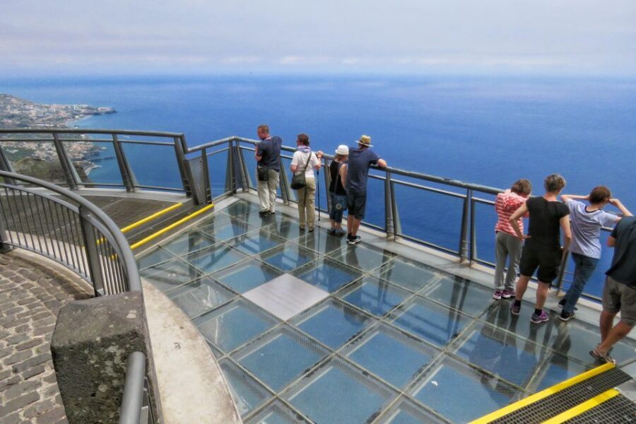 Madeira : Cabo Girao and Camara de Lobo 4WD half-day Tour - Why a 4WD half-day tour makes sense on Madeira