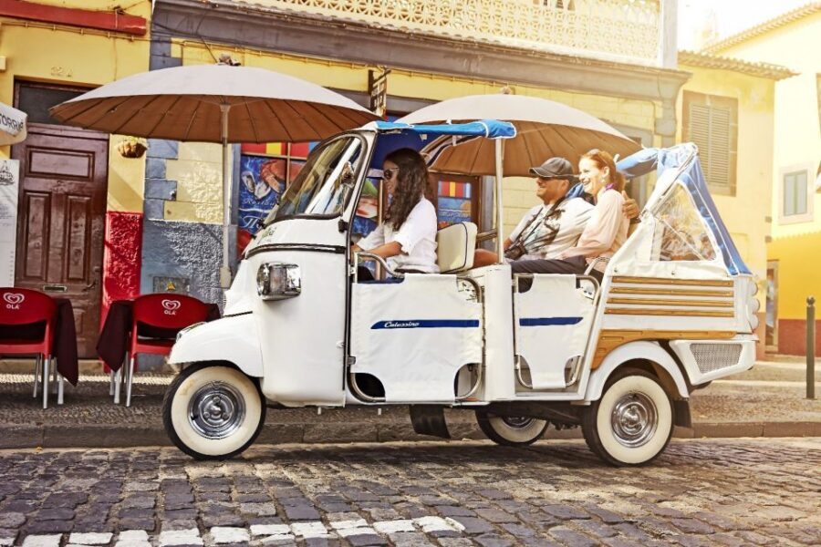 Madeira: Customized 3, 4 or 6-Hour Tour - Câmara de Lobos: your first taste of Madeira’s coastline