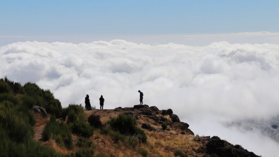 Madeira: Full Day Private Jeep Tour East or West - East Tour: Pico do Areeiro, Santana houses, and the dragon tail at São Lourenço