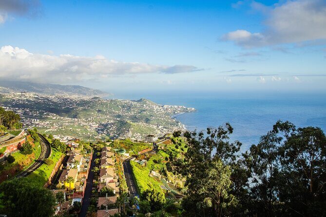 Madeira Full Day Tour West and East Island Top Highlights Tour - Stop 5: Ponta do Pargo Lighthouse at the west end
