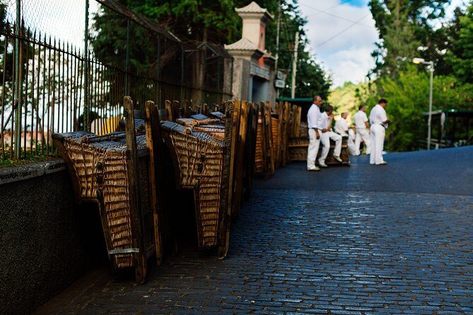 Madeira Half-Day Sightseeing Private Tour with Wine Tasting - Eira do Serrado and the Curral das Freiras Crater Views