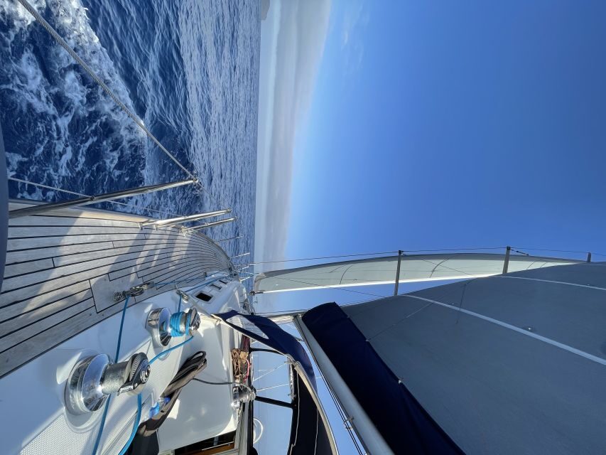 Madeira: Luxury Yacht & Sailing Sunset Tour - Madeira Sunset By Yacht: What Makes This 3-Hour Cruise Work