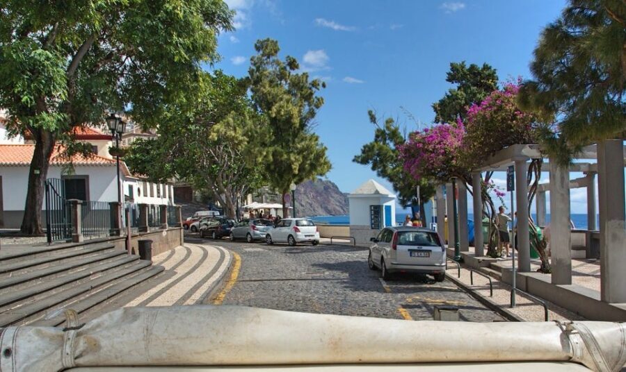 Madeira: Mini-Combo East Challenge: Jeep Safari + Levada - Funchal Start and Machico Finish: One Day’s Worth of Coastline