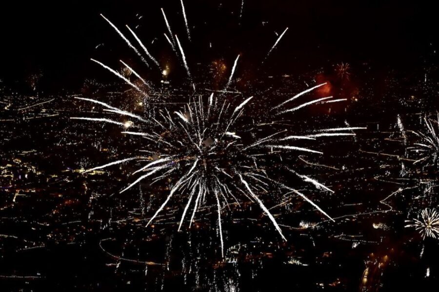 Madeira: New Years Eve Fireworks Catamaran Cruise - Funchal Marina at 11:00 PM: starting the night the right way
