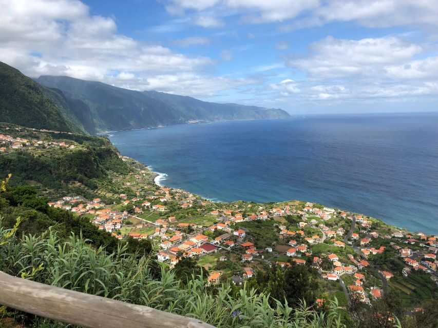 Madeira North Offbeat: Boaventura, Sao Vicente, Pta Delgada - Fajã dos Padres: Coffee Time With Farmland Views